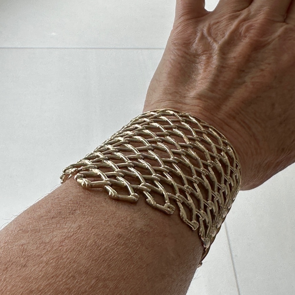 Ladies adjustable cuff bracelet